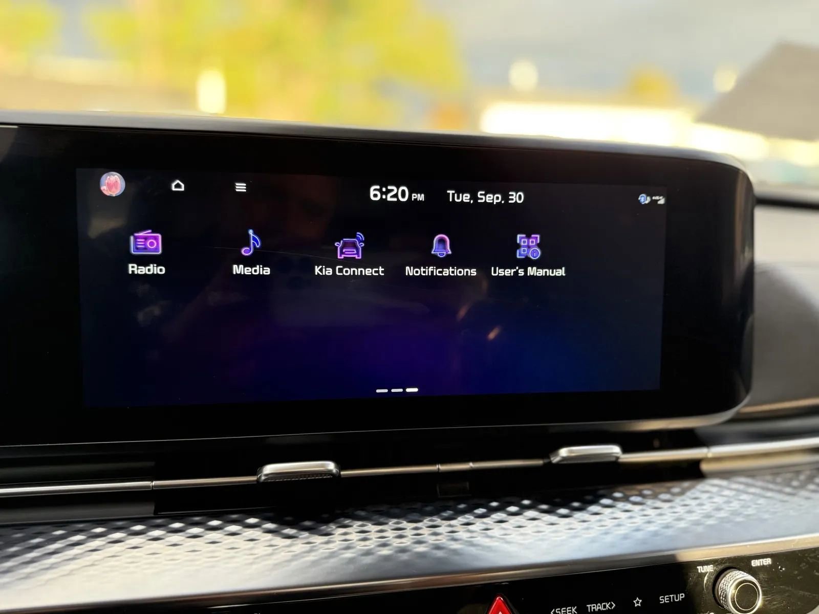 Used 2023 Kia Carnival SX Prestige w/ Paint Protection Package image 33