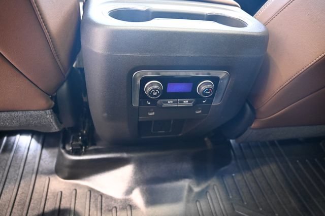 Used 2021 Chevrolet Tahoe High Country w/ Premium Package AWD/4WD image 28