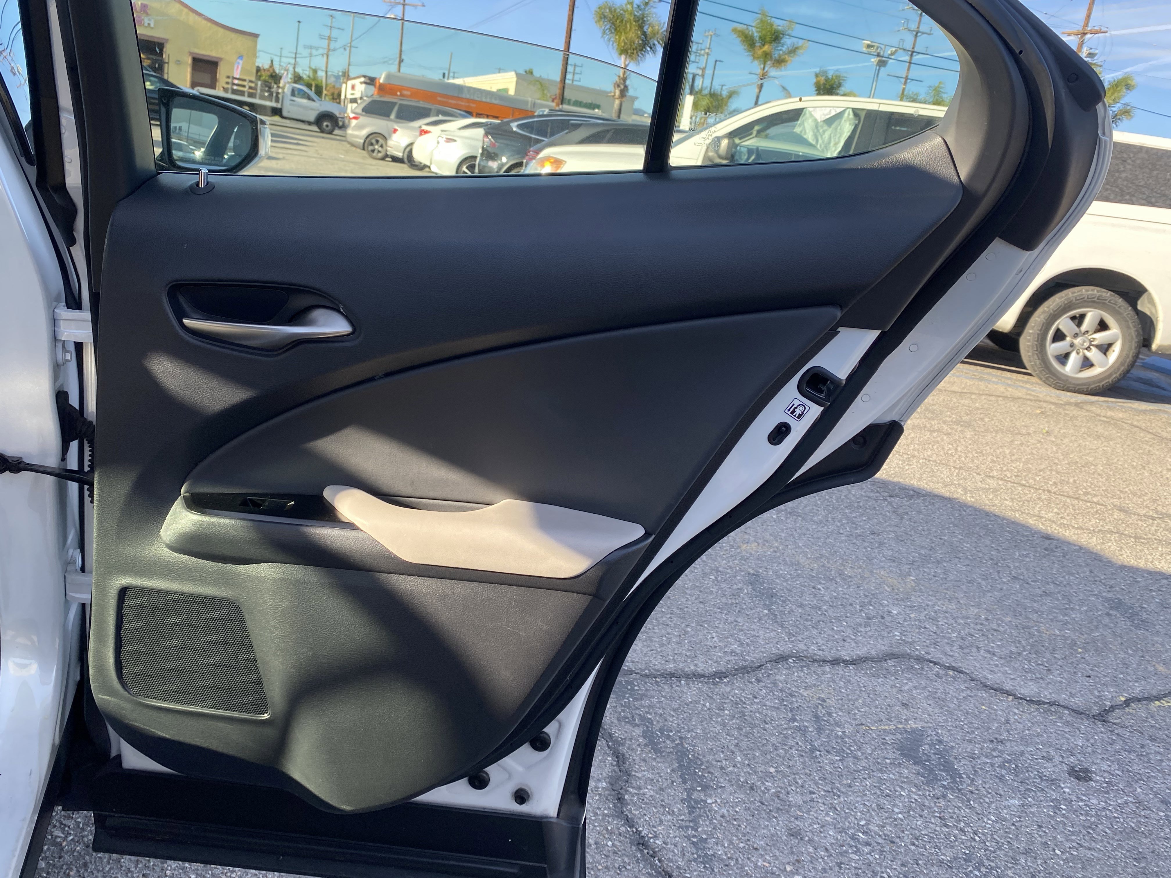 Used 2022 Lexus UX 250h w/ Accessory Package (Z1) image 24