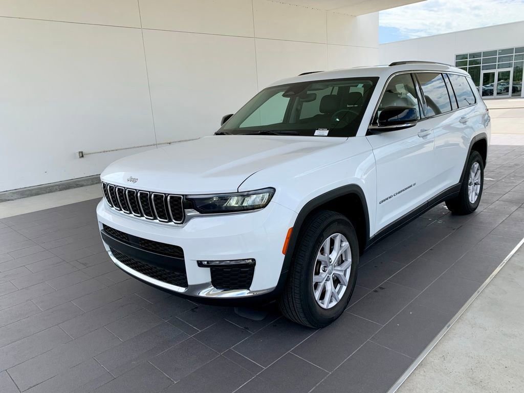 Used 2022 Jeep Grand Cherokee L Limited AWD/4WD image 1