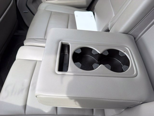 Used 2021 Chevrolet Tahoe Z71 w/ Z71 Signature Package AWD/4WD image 16