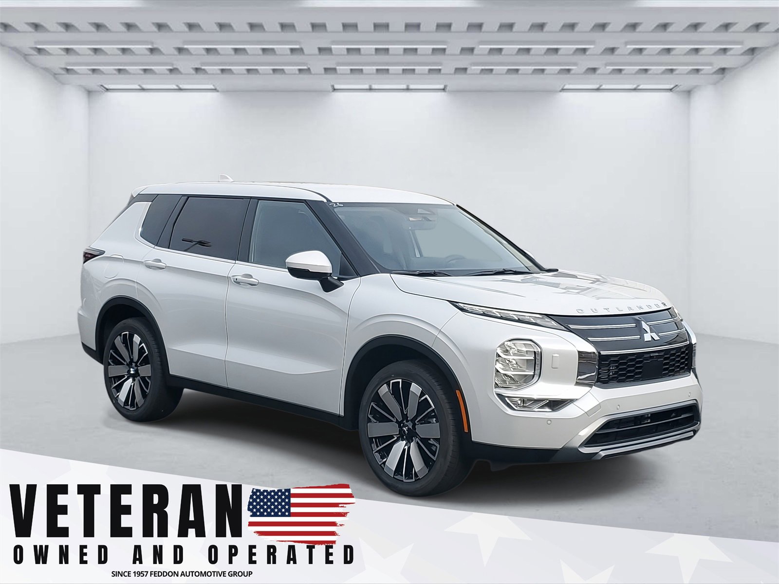 New 2026 Mitsubishi Outlander SE image 1