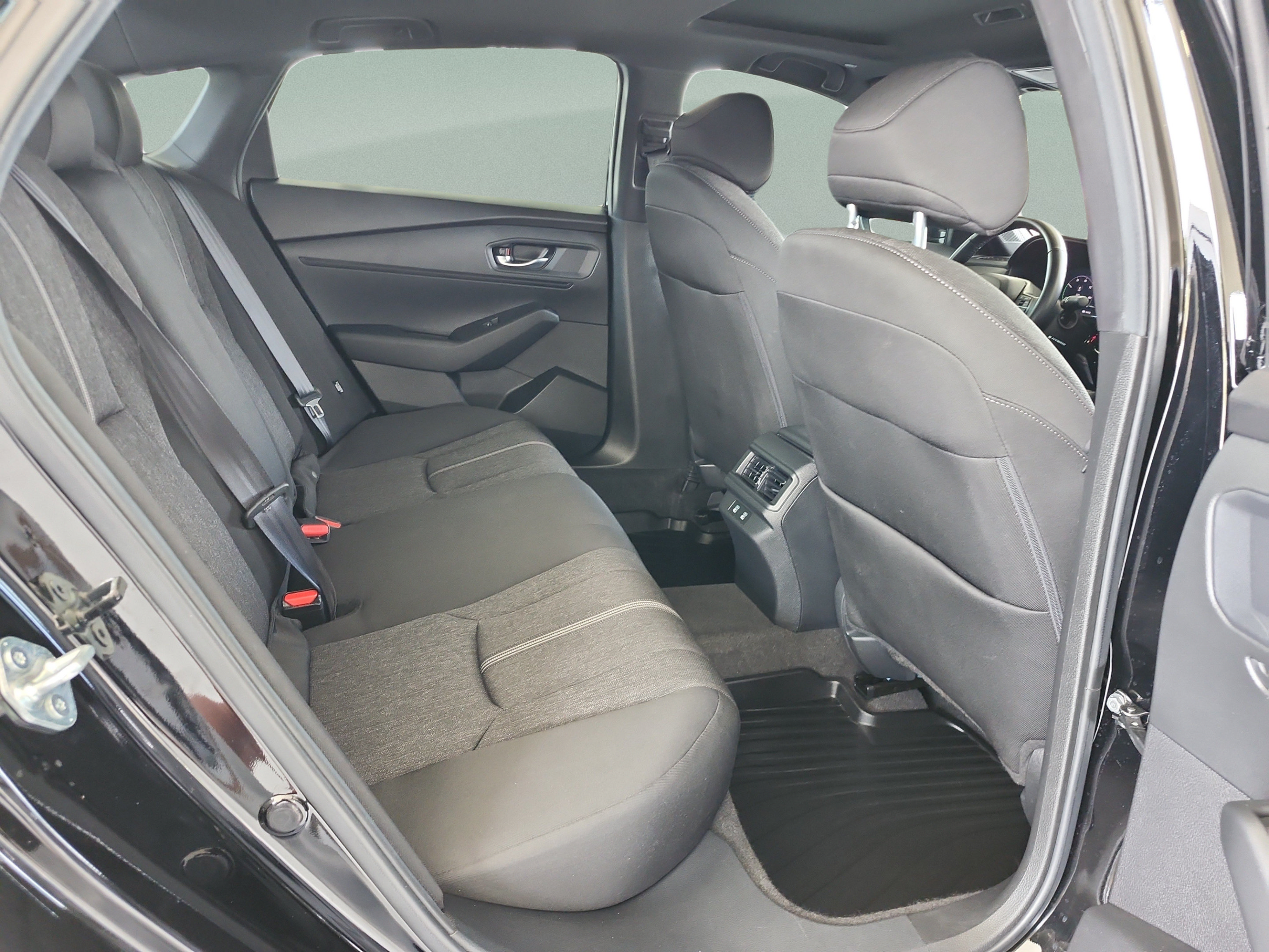 Used 2025 Honda Accord Sport image 20