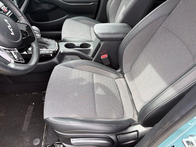 Used 2024 Kia Seltos S AWD/4WD image 10