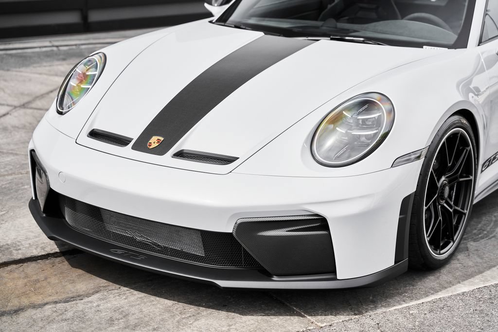 Used 2026 Porsche 911 GT3 w/ Weissach Package RWD image 6