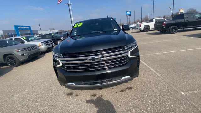 Used 2023 Chevrolet Suburban LT w/ LT Signature Plus Package image 5