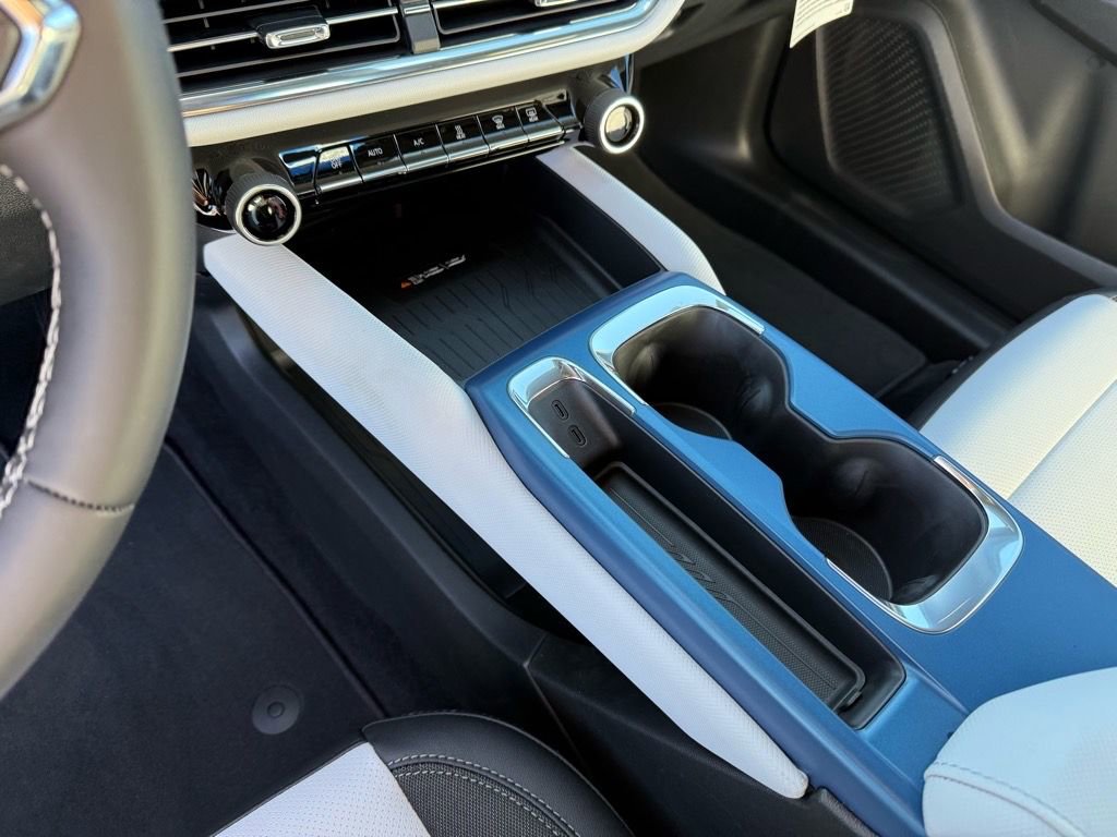 New 2026 Chevrolet Equinox EV LT image 16