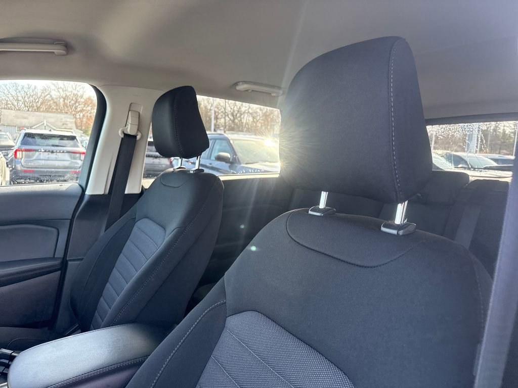 Used 2024 Ford Edge SE image 21