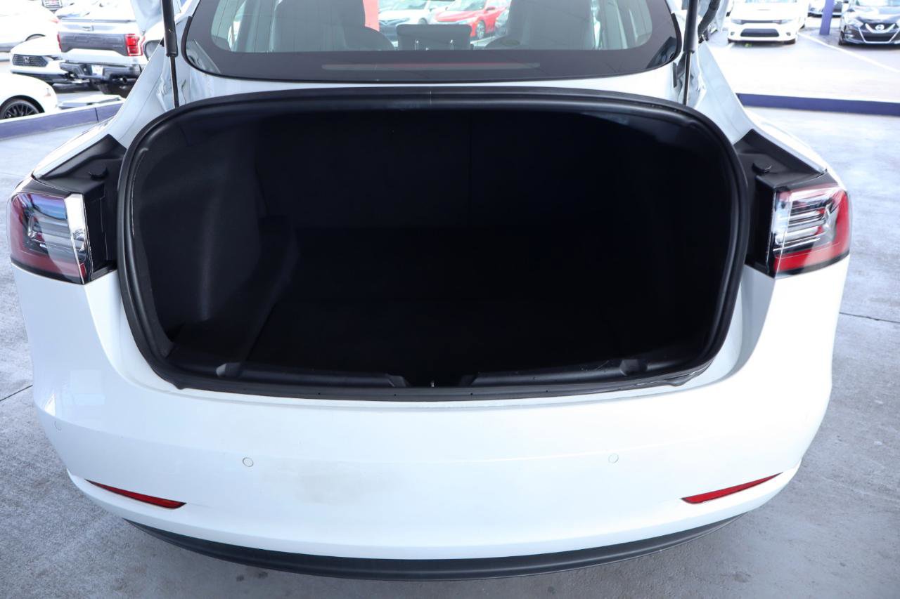 Used 2018 Tesla Model 3 Long Range RWD image 30