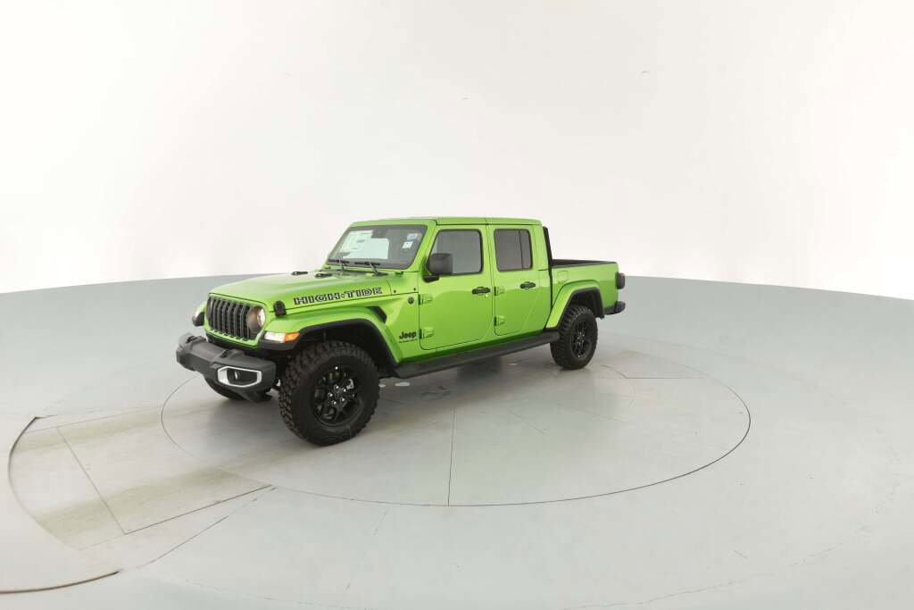 New 2025 Jeep Gladiator Sport image 4