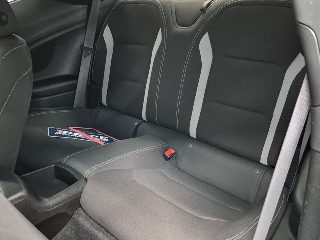 Used 2022 Chevrolet Camaro LT RWD image 17