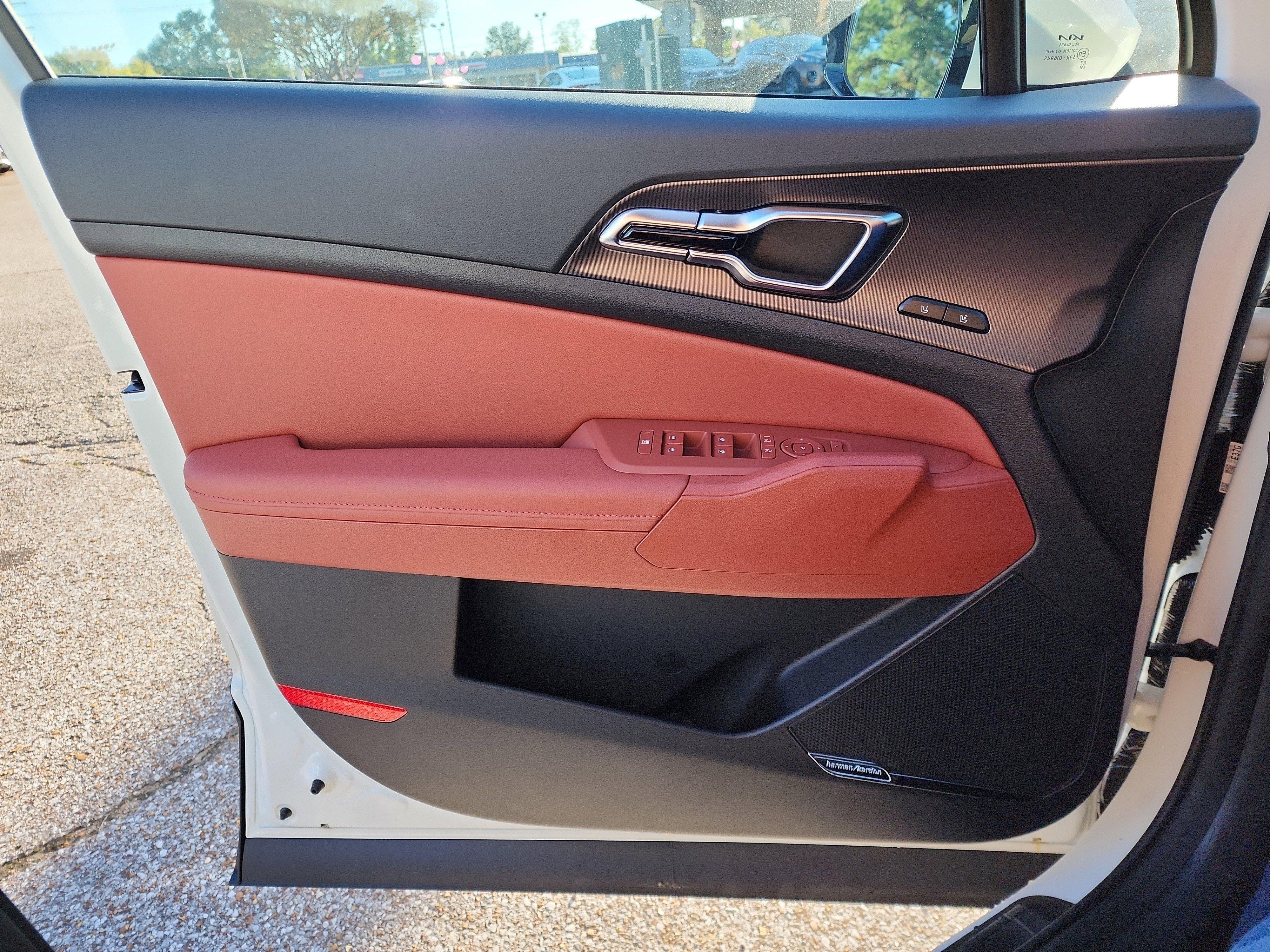 New 2026 Kia Sportage SX Prestige image 8