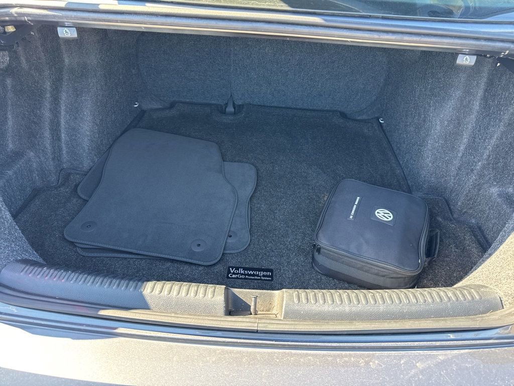 Used 2015 Volkswagen Jetta SE image 24