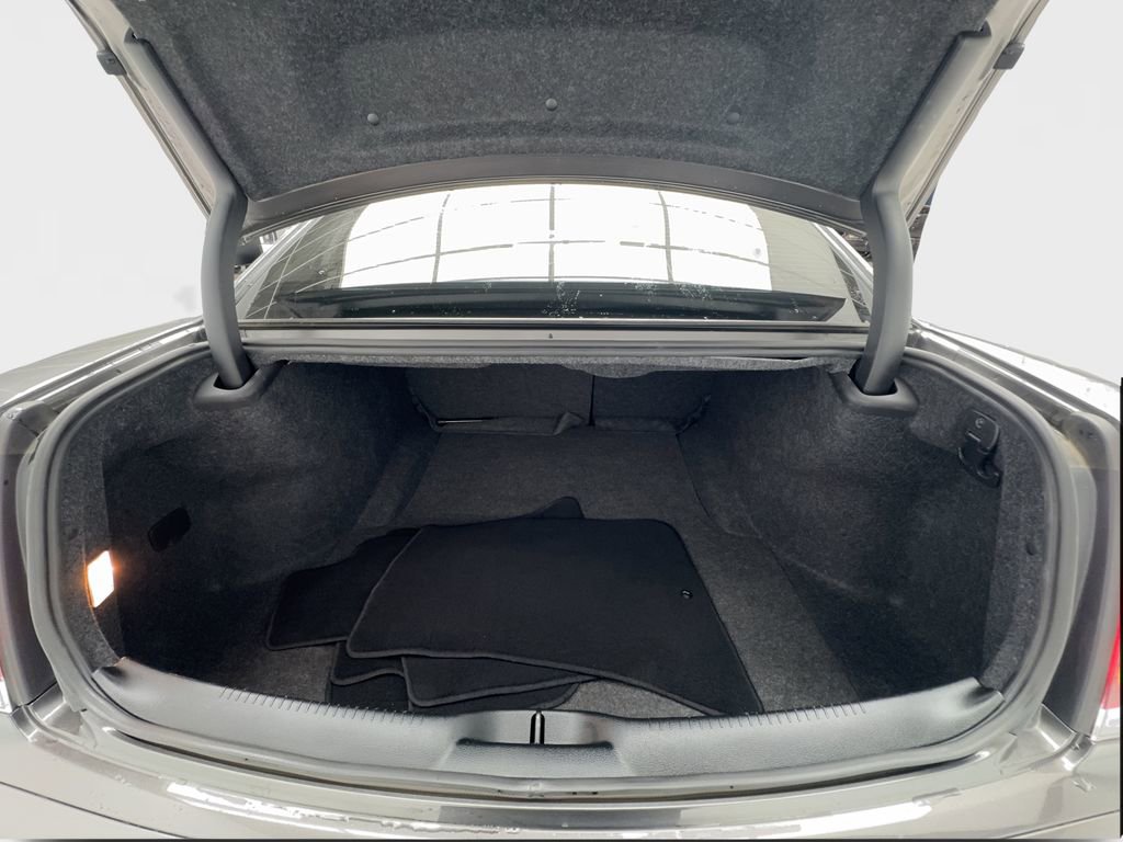 Used 2023 Chrysler 300 Touring w/ Sport Appearance Package RWD image 16