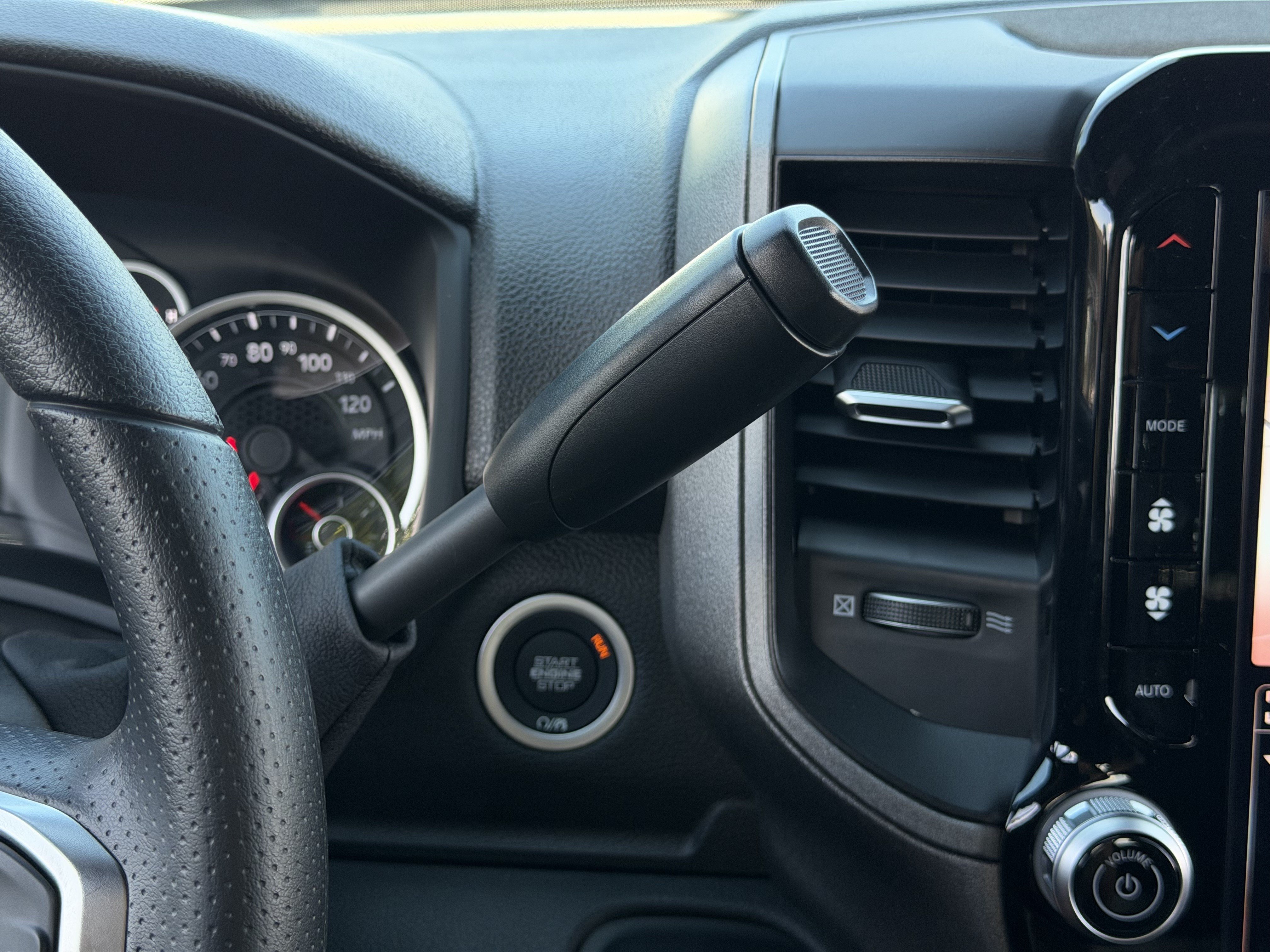 New 2027 RAM 2500 Tradesman AWD/4WD image 28