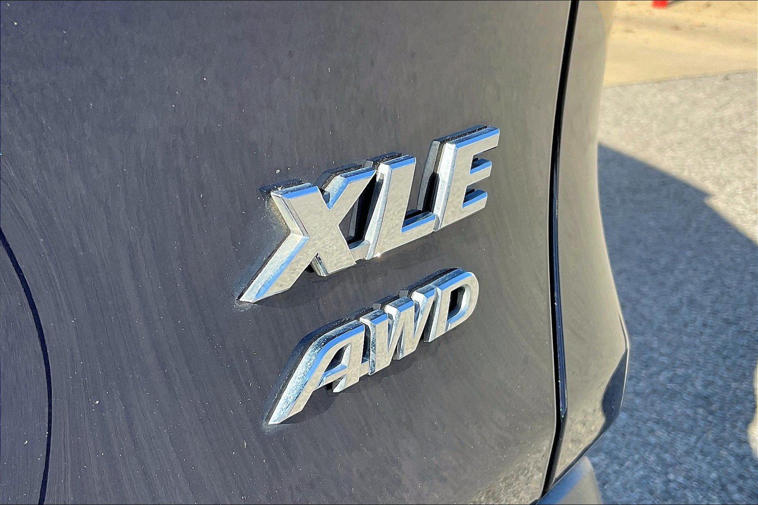 Used 2023 Toyota RAV4 XLE w/ Convenience Package AWD/4WD image 10