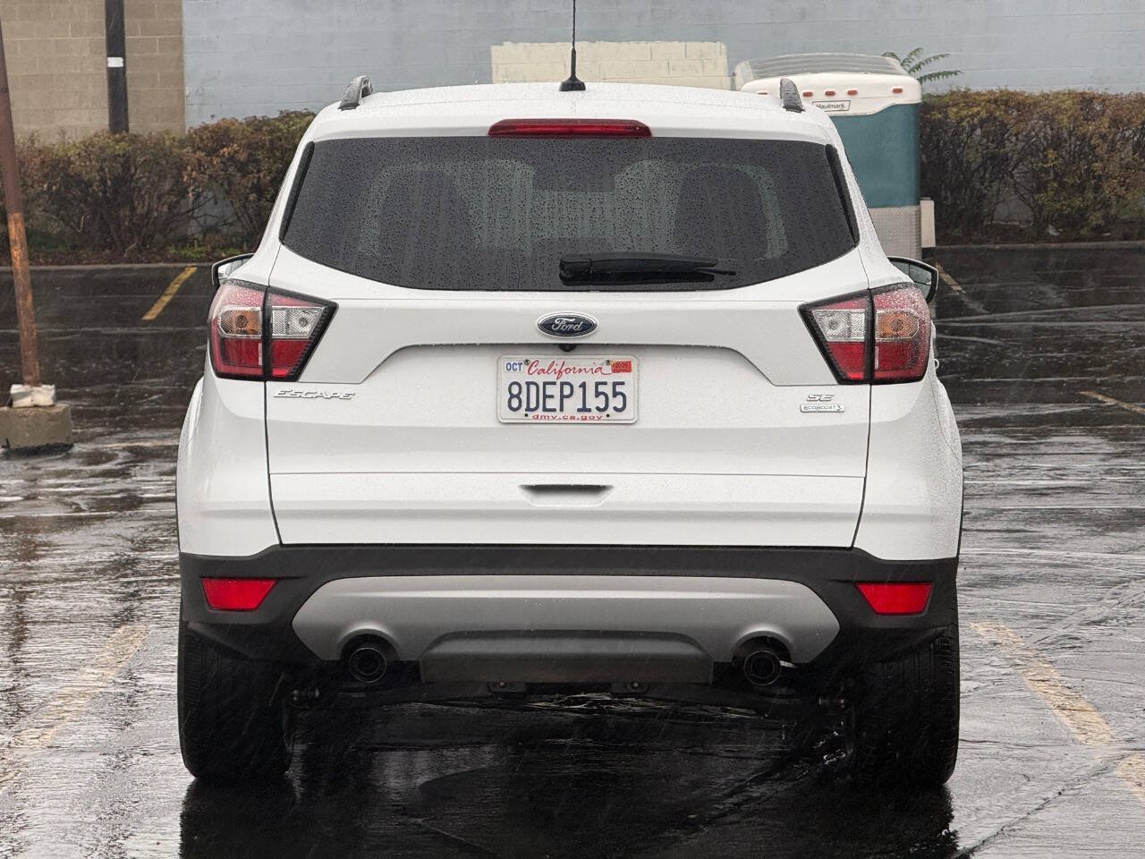 Used 2018 Ford Escape SE FWD image 4