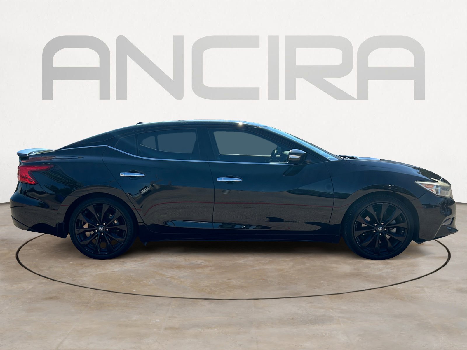 Used 2017 Nissan Maxima SR w/ Midnight Edition image 10