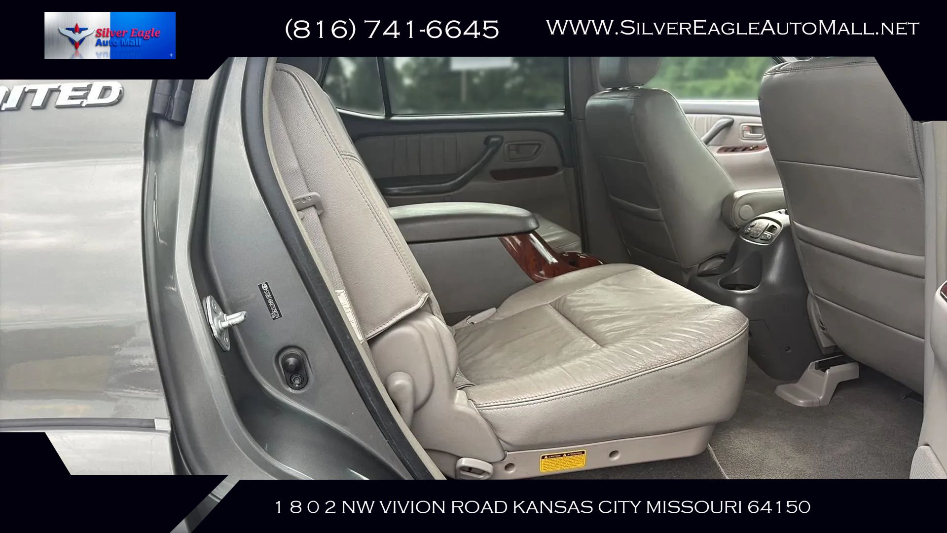 Used 2007 Toyota Sequoia Limited w/ Luxury Pkg AWD/4WD image 12