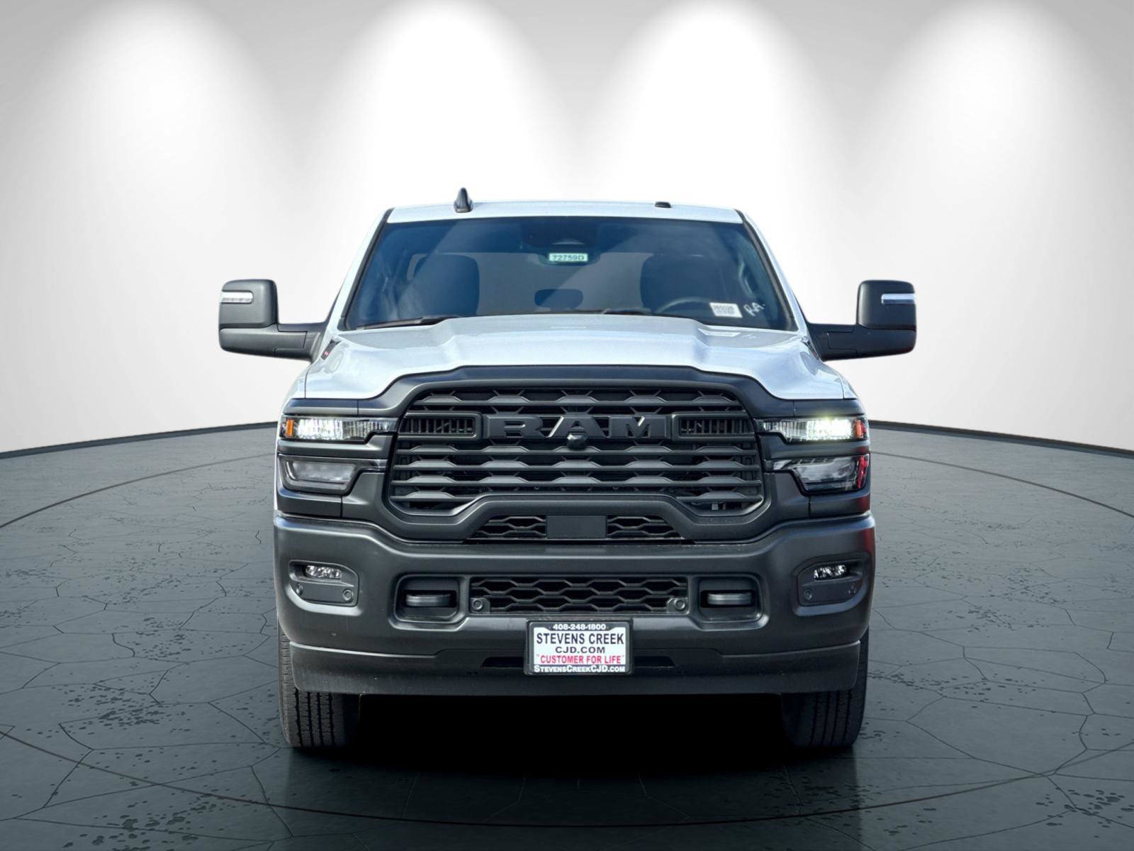 New 2026 RAM 2500 Tradesman AWD/4WD image 9