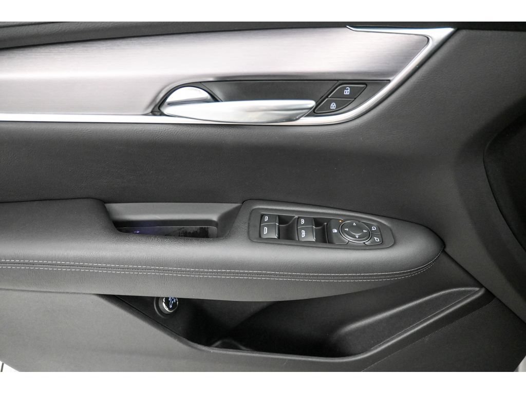 Used 2020 Cadillac XT5 Luxury FWD image 29