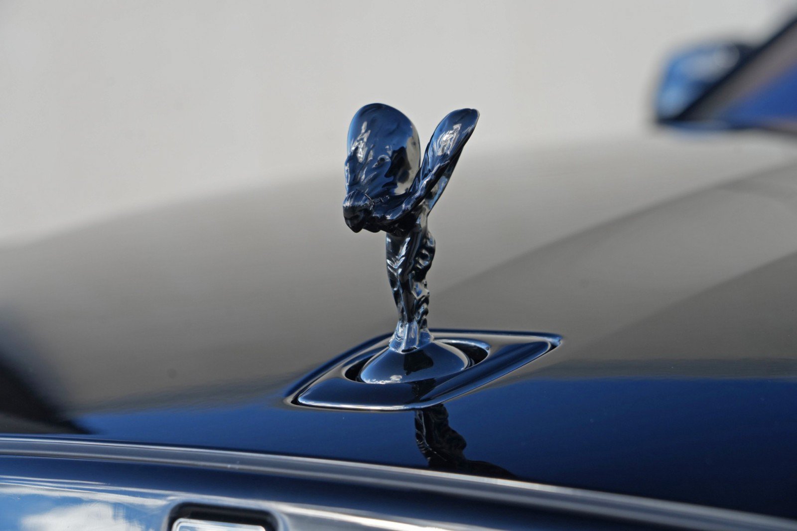 Used 2024 Rolls-Royce Ghost Black Badge w/ Black Badge Ghost Package AWD/4WD image 76