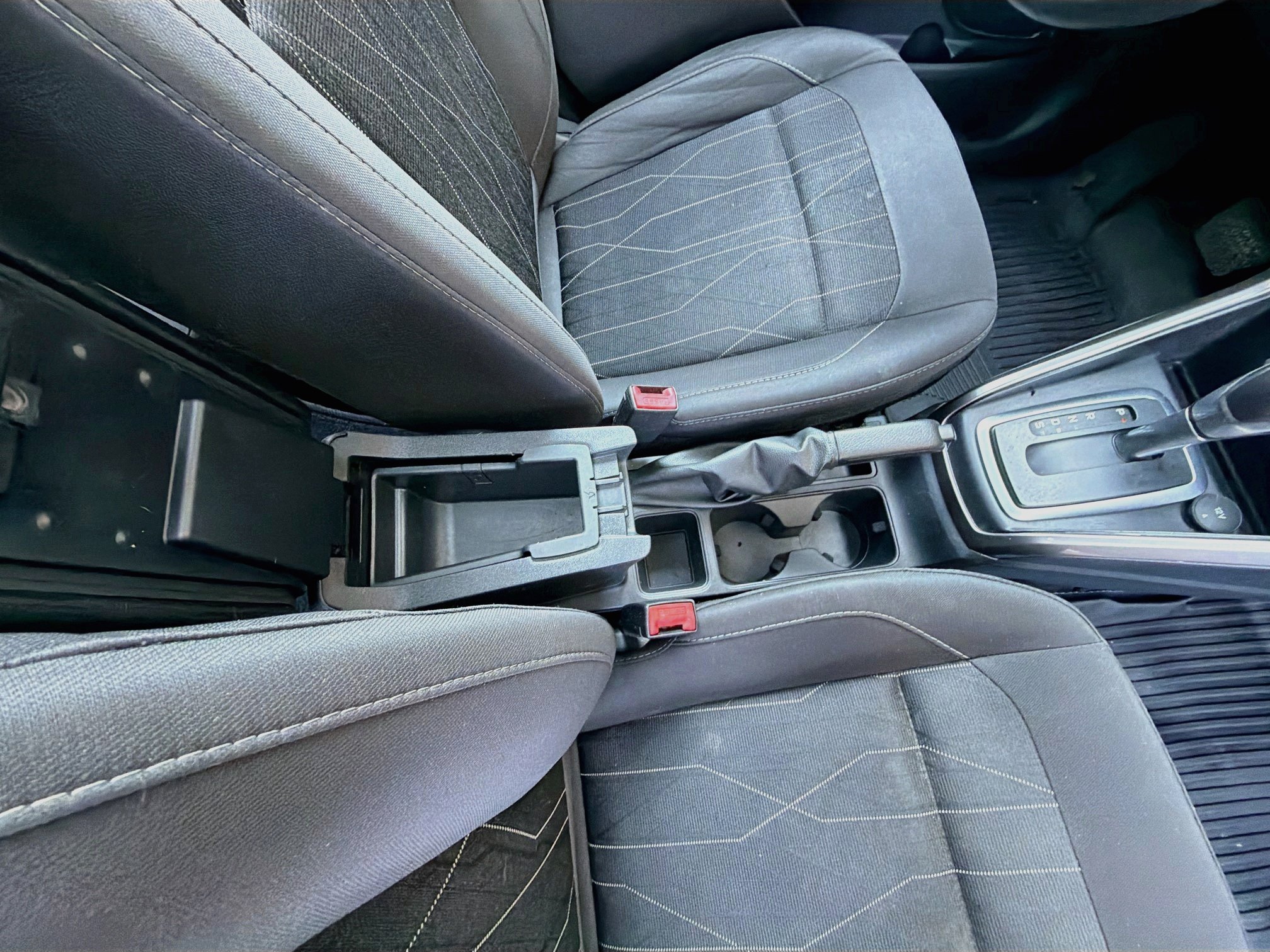 Used 2020 Ford EcoSport SE FWD image 30