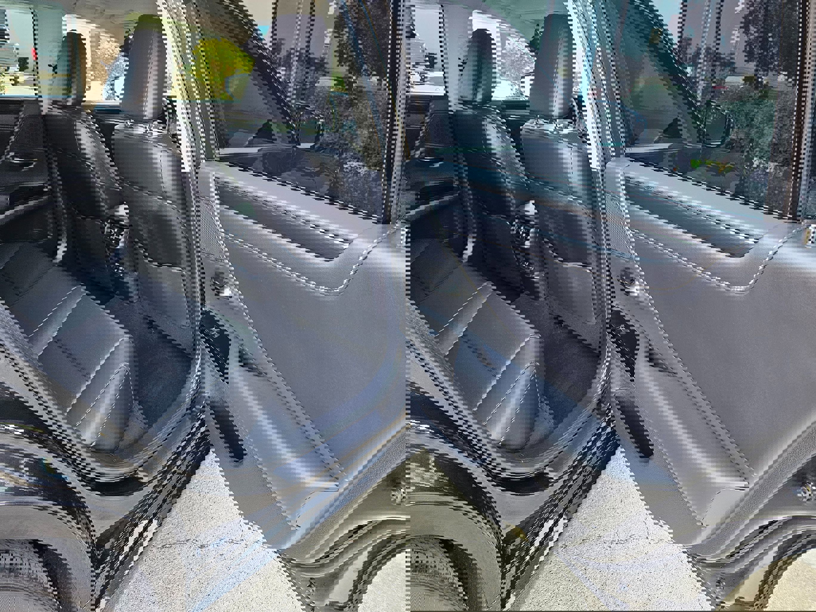 Used 2025 Lexus ES 350 w/ Accessory Package (Z2) FWD image 25