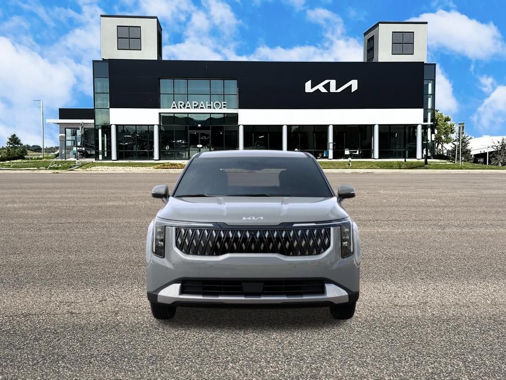 New 2027 Kia Carnival LXS FWD image 2
