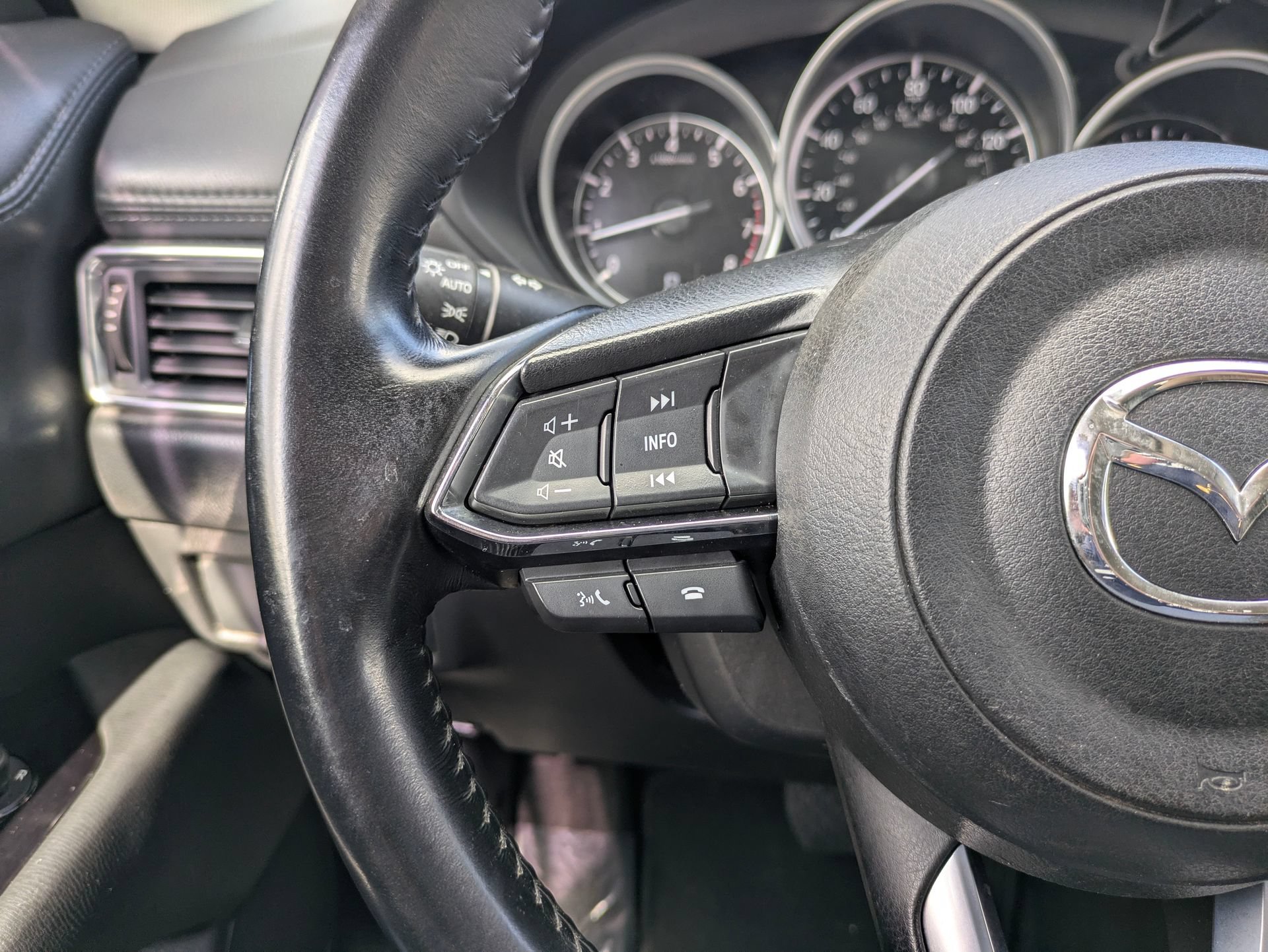Used 2023 MAZDA CX-5 AWD 2.5 S w/ Select Package image 29