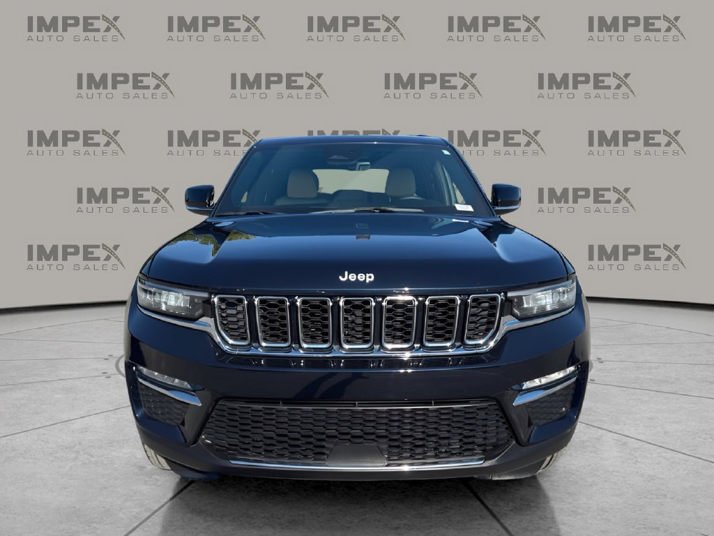 Used 2025 Jeep Grand Cherokee Limited AWD/4WD image 8