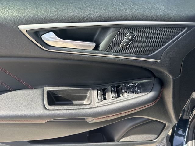 Used 2022 Ford Edge ST-Line AWD/4WD image 21