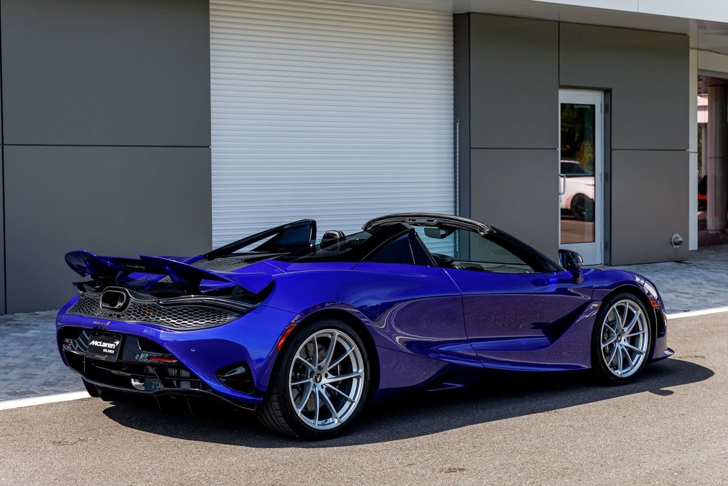 New 2026 McLaren 750S Spider RWD image 31