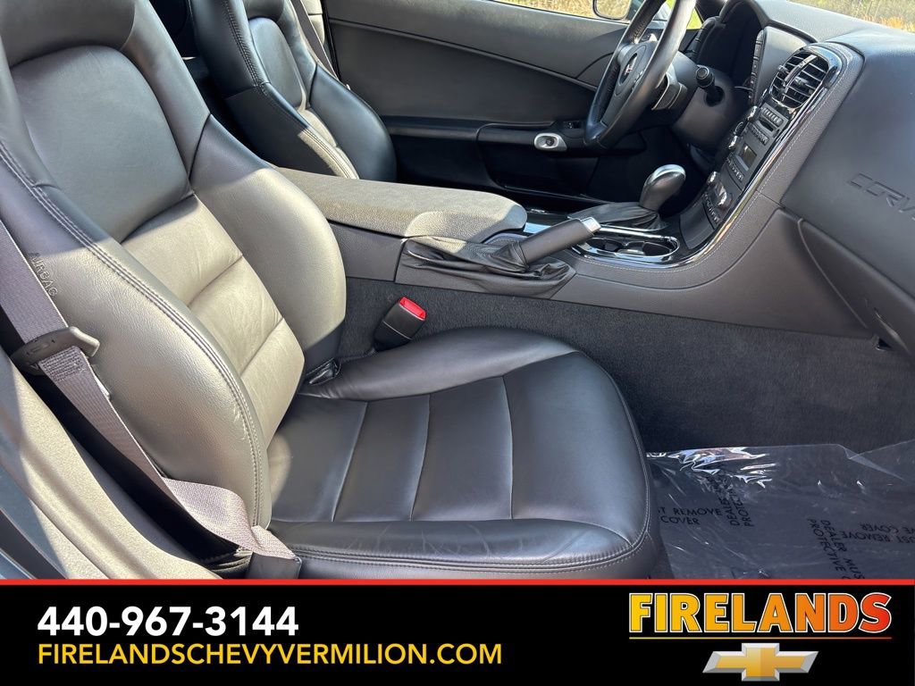 Used 2010 Chevrolet Corvette Coupe w/ 1LT image 30