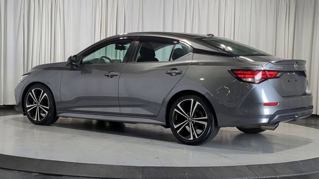 Used 2020 Nissan Sentra SR FWD image 8