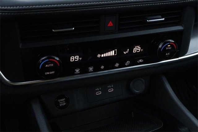 Certified 2024 Nissan Rogue SV image 17