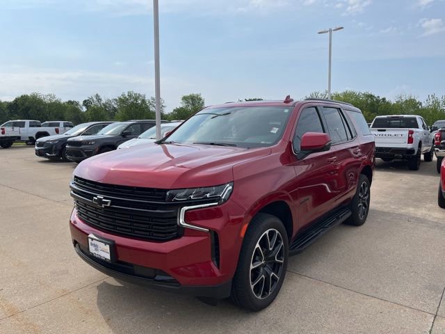 Used 2022 Chevrolet Tahoe RST w/ Luxury Package AWD/4WD image 3