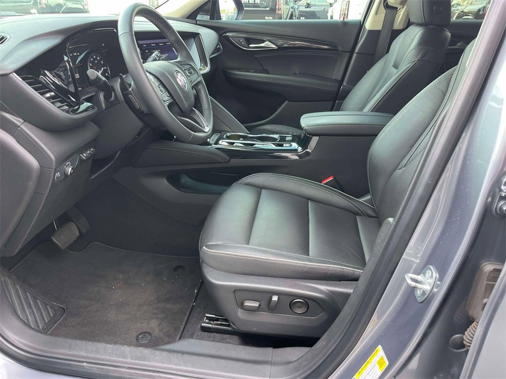 Used 2021 Buick Envision Essence w/ Technology Package I image 28