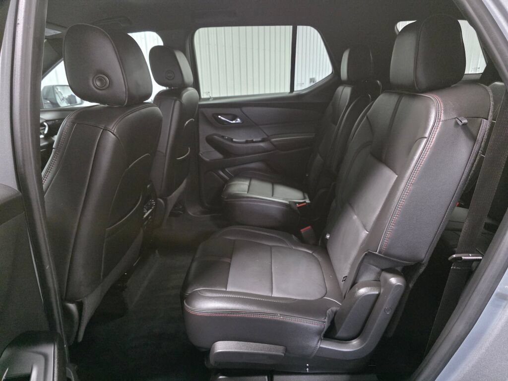 Used 2023 Chevrolet Traverse RS AWD/4WD image 10