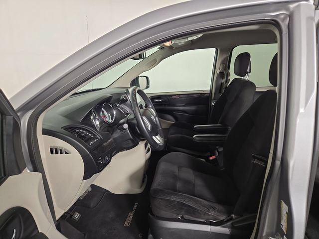 Used 2015 Dodge Grand Caravan SE w/ Quick Order Package 29E SE FWD image 12