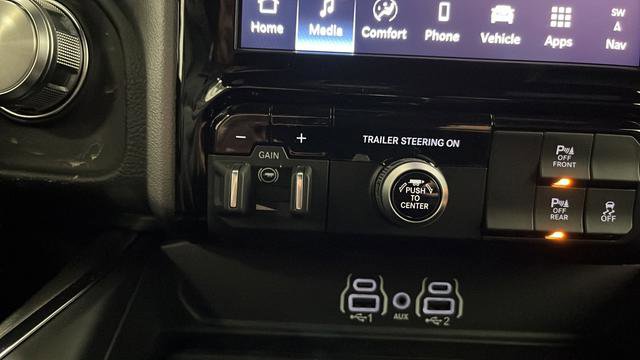 New 2026 RAM 1500 Laramie w/ Chrome Appearance Group AWD/4WD image 29