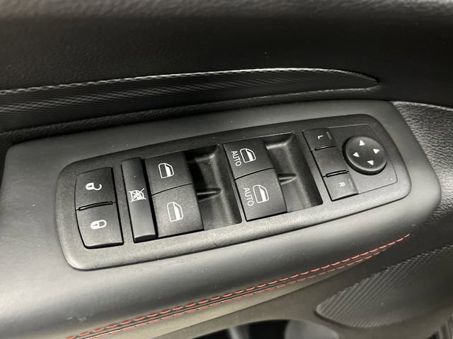 Used 2025 Dodge Durango R/T image 32