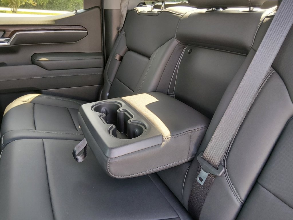 Used 2026 GMC Sierra 1500 SLT w/ SLT Premium Package AWD/4WD image 13