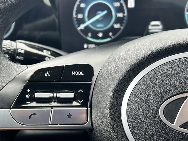 Certified 2024 Hyundai Elantra SEL image 20