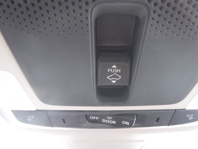 Used 2022 Honda Civic Touring image 31