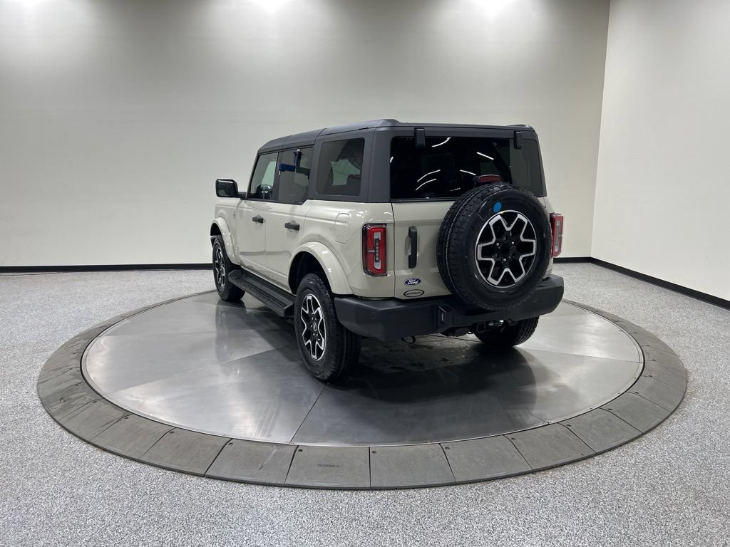 New 2026 Ford Bronco Outer Banks AWD/4WD image 8