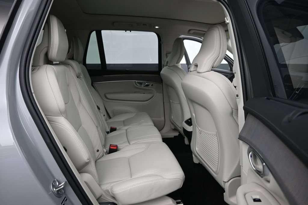 Certified 2026 Volvo XC90 B6 Ultra AWD/4WD image 17