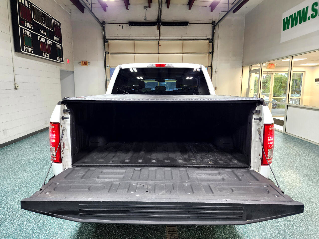 Used 2016 Ford F150 XLT image 21