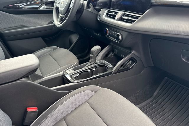 Used 2026 Chevrolet TrailBlazer LS w/ LS Convenience Package image 19