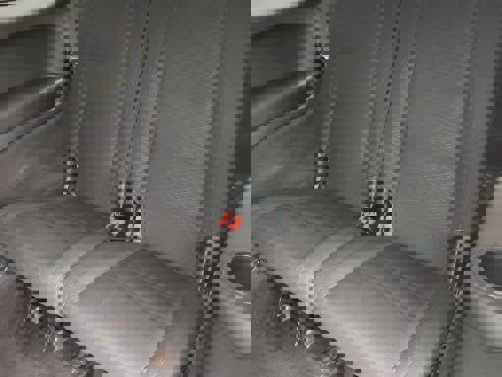 Used 2019 Dodge Durango SXT w/ 3rd Row Seating Group image 20